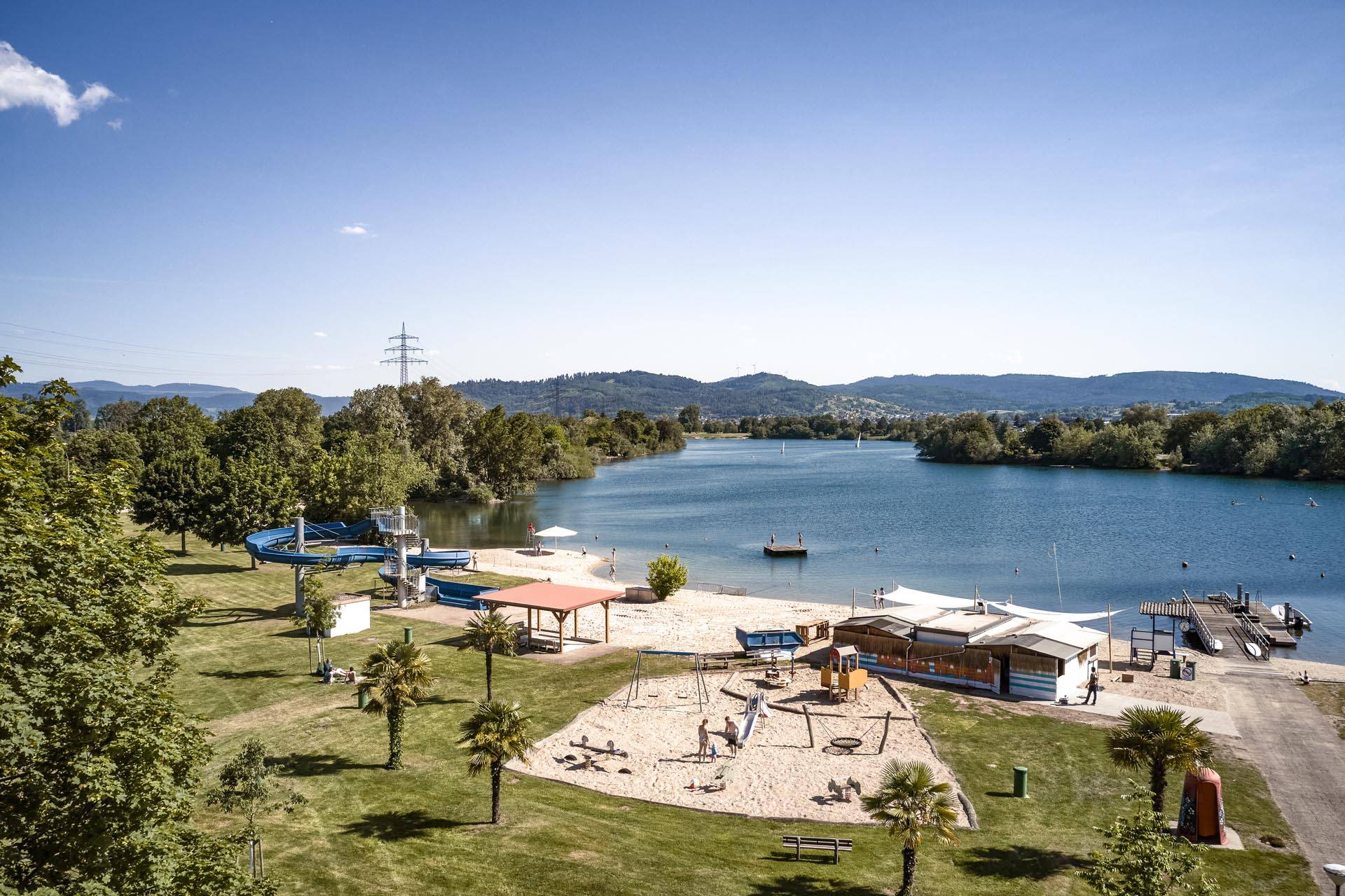 Lido and lake