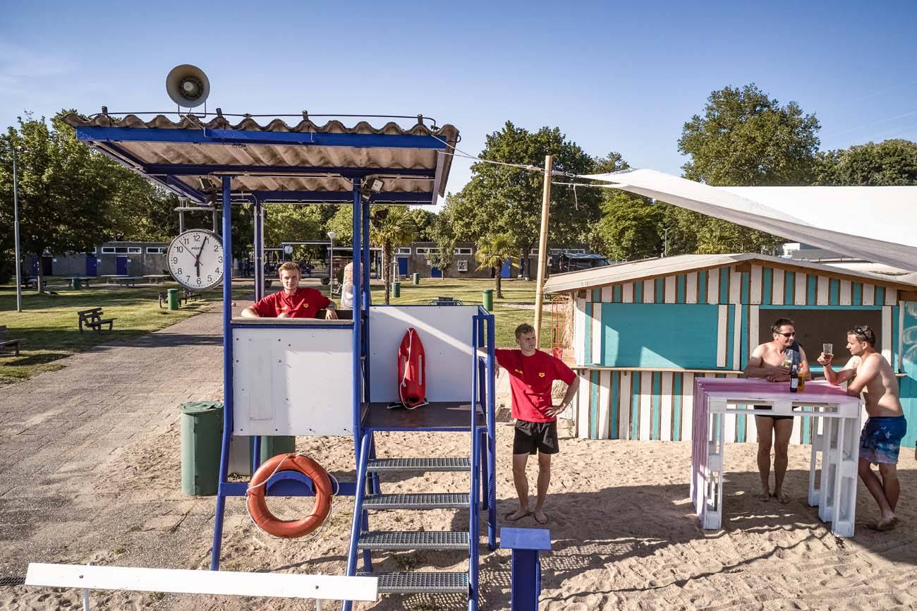 Bademeister im Strandbad